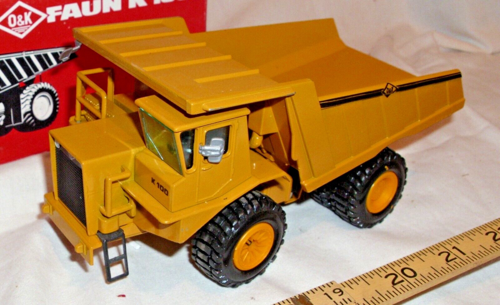 NZG O&K FAUN K100 MINING DUMP TRUCK MODEL 1:50 BUFFALO ROAD GAMA BOXED NEW