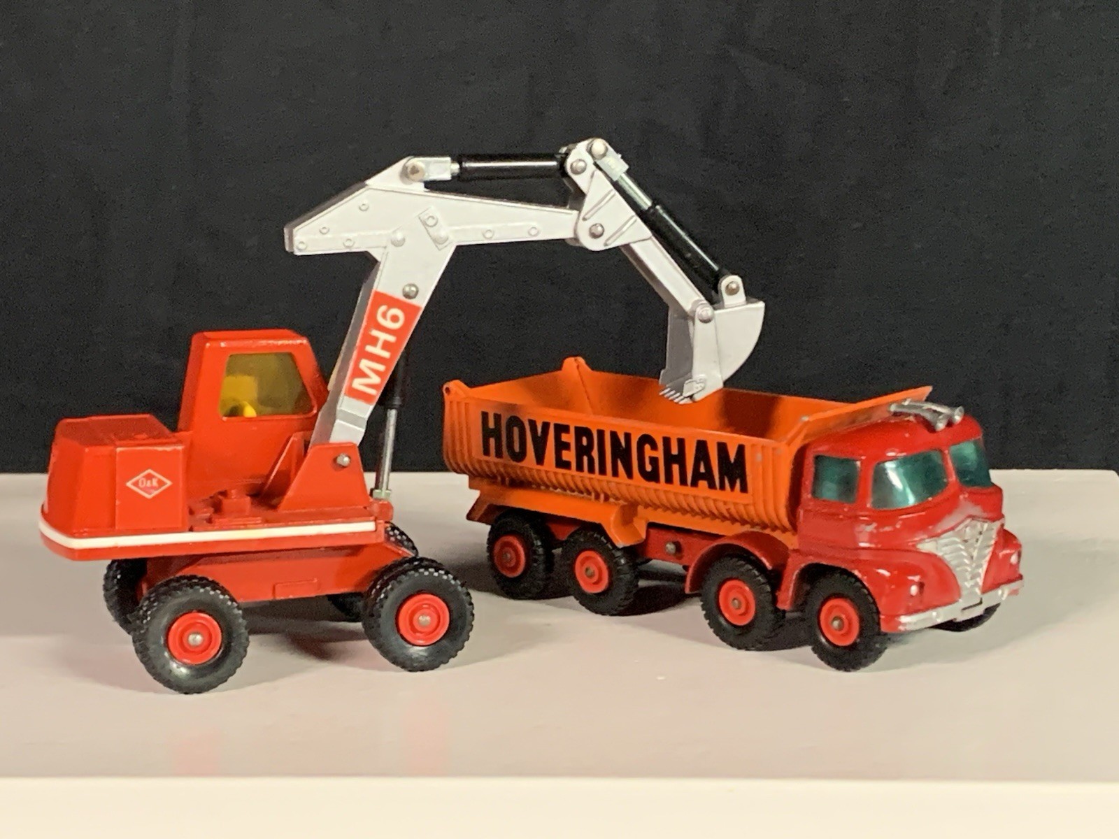 Matchbox K-1 O&K MH6 Excavator & K-1B Hoveringham Tipper Truck Excellent No Box