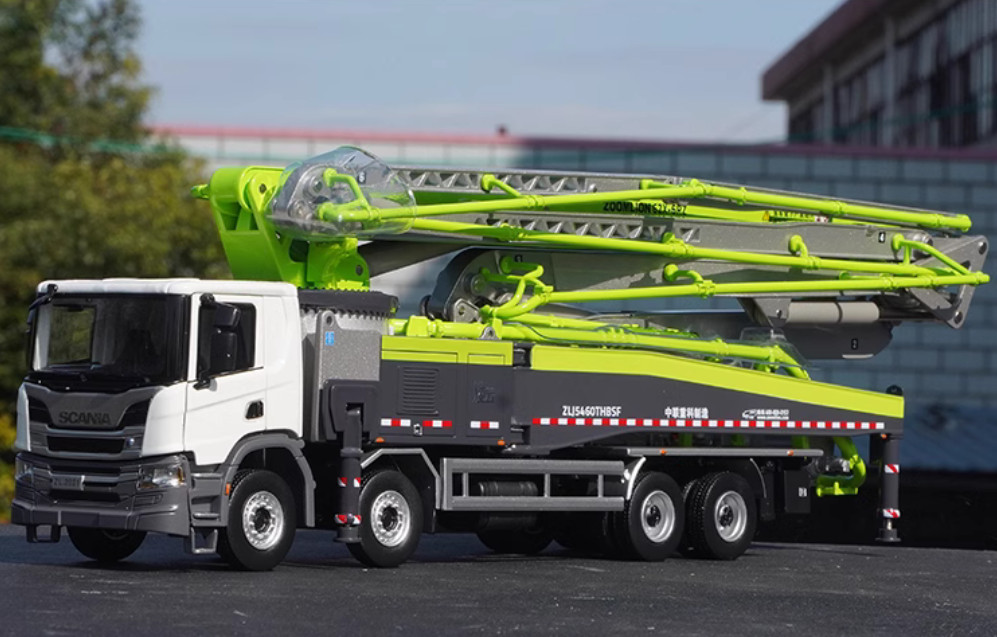 ZOOMLION 1:38 64X-6RZ Concrete Pump Truck Construction Machine Diecast Model