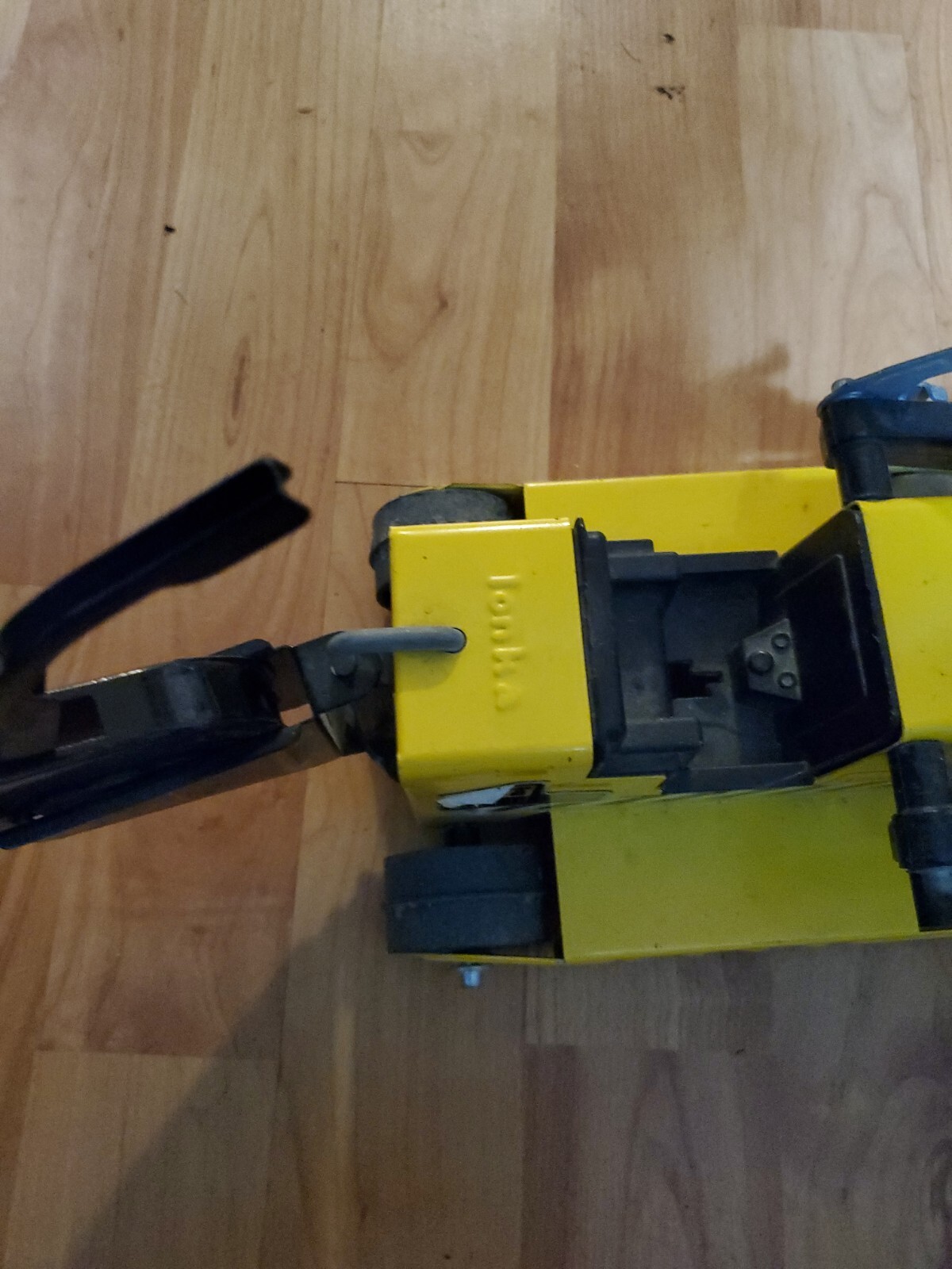 Vintage Metal Tonka T-6 Track Front End Loader/Backhoe Bulldozer