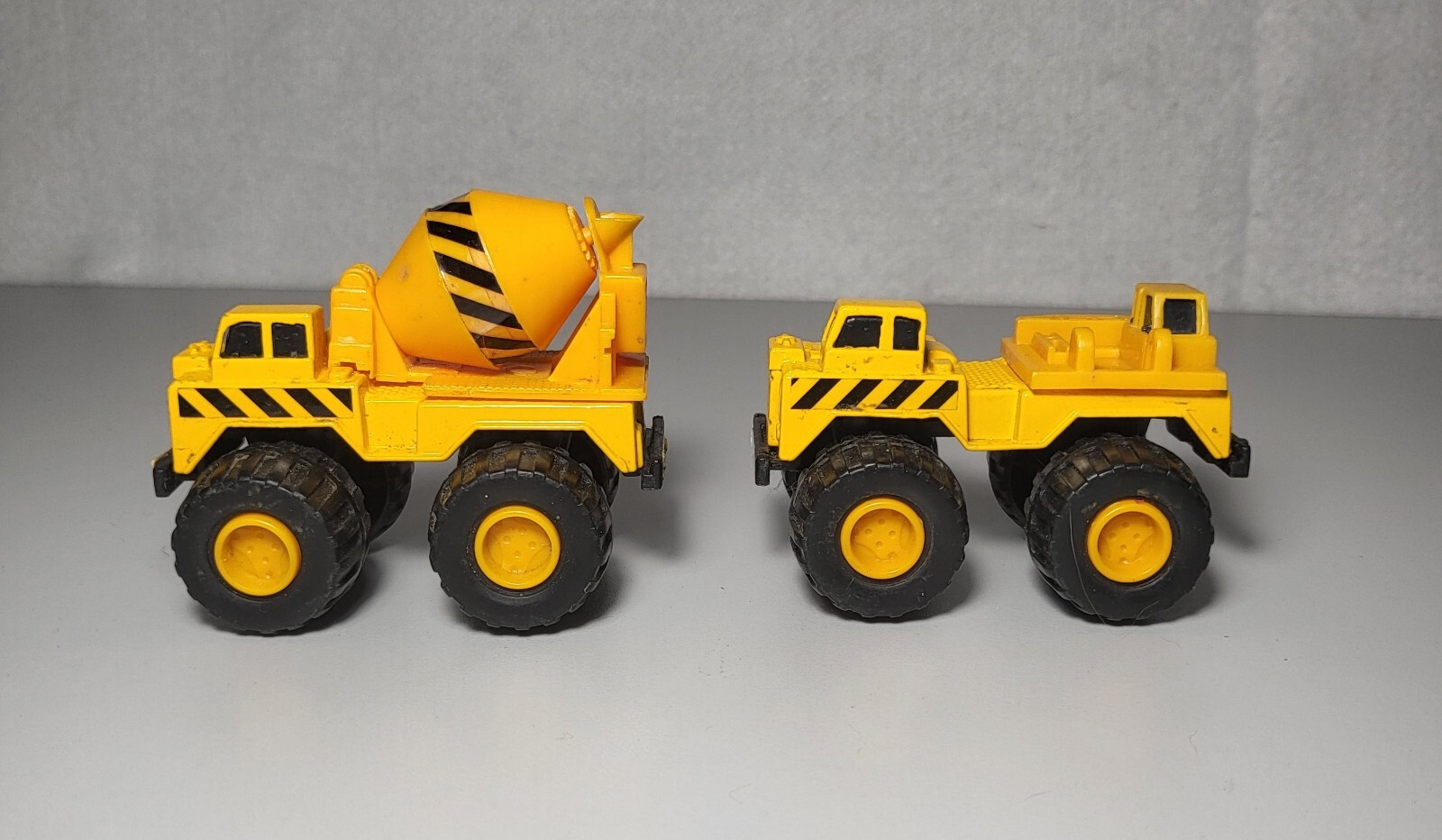 Soma Mighty Wheels Yellow Heavy Construction Cement Truck Diecast Lot of 2