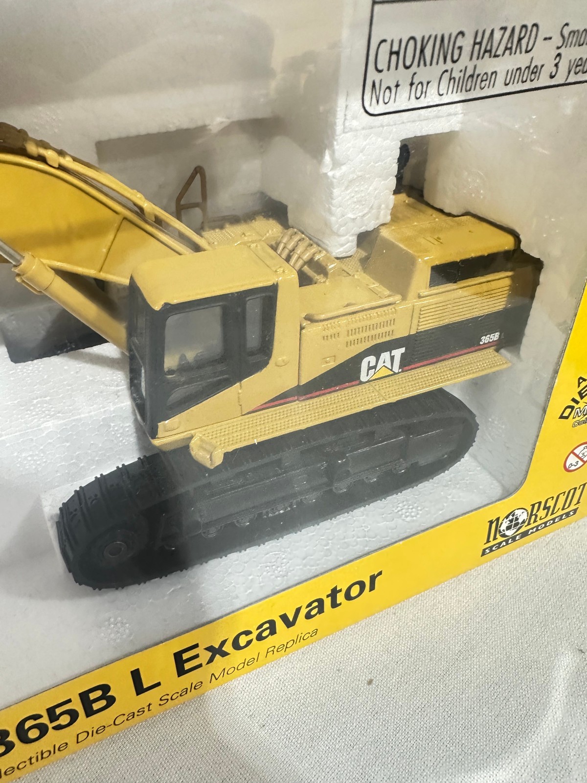 Caterpillar 365B L Excavator By Norscot 1/50th Scale