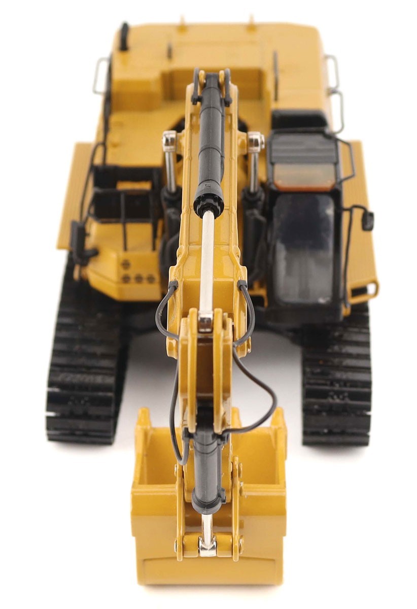 Diecast Masters Caterpillar 374 Hydraulic Excavator 1:50 85793