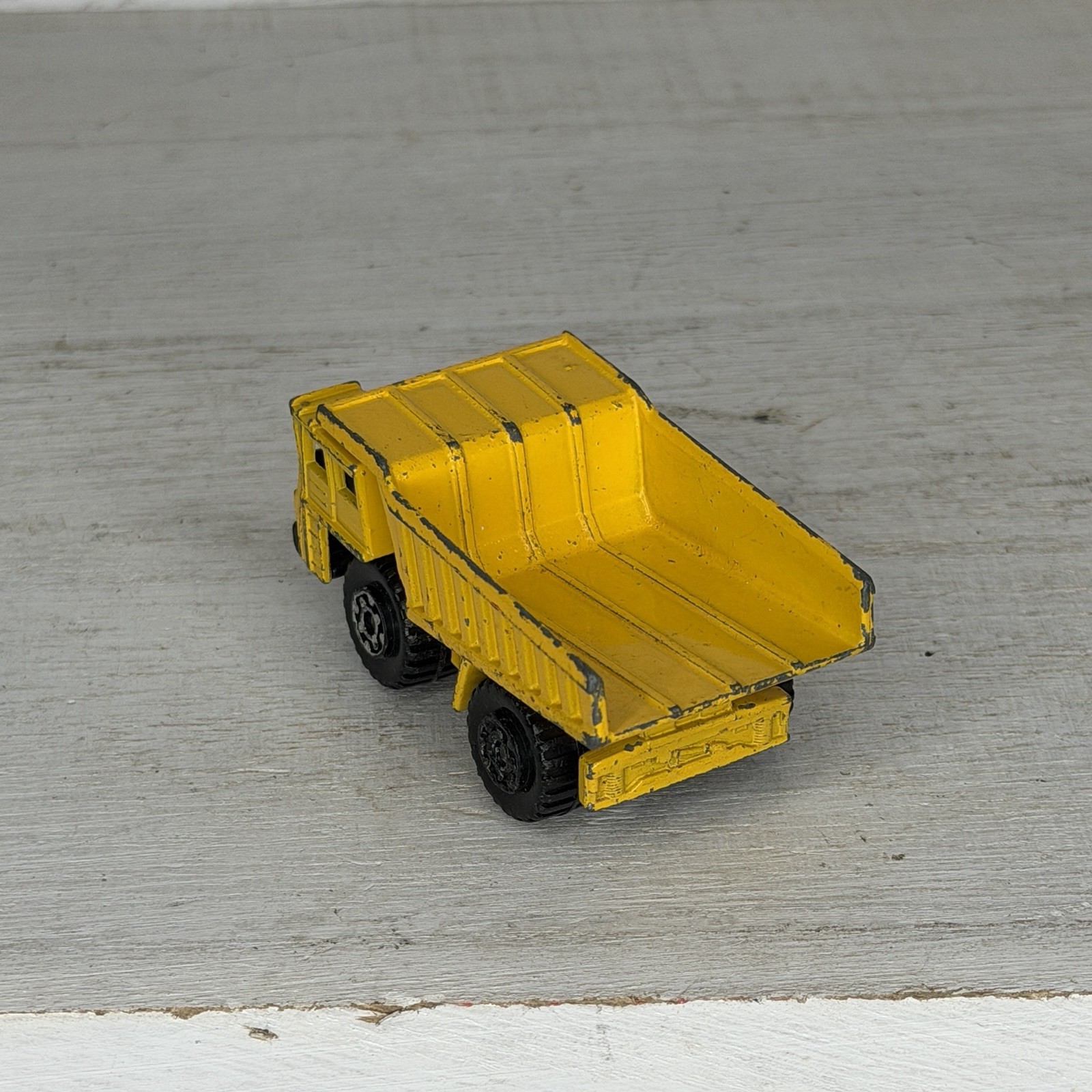 Vintage 1976 Matchbox Lesney Superfast #58 Faun Dump Truck FC