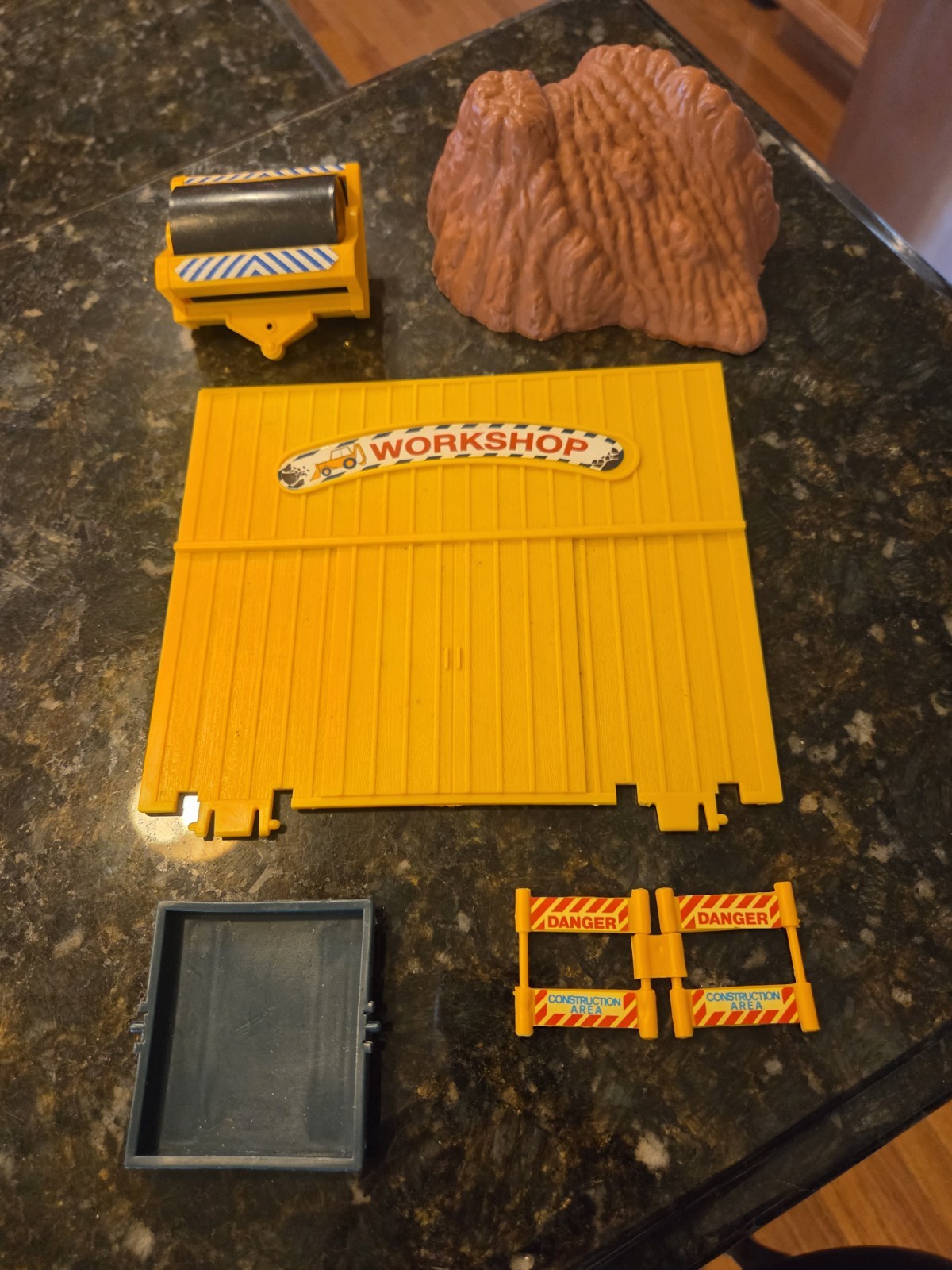 Vintage New Ray 1996 Workshop Construction Playset PARTS Lot