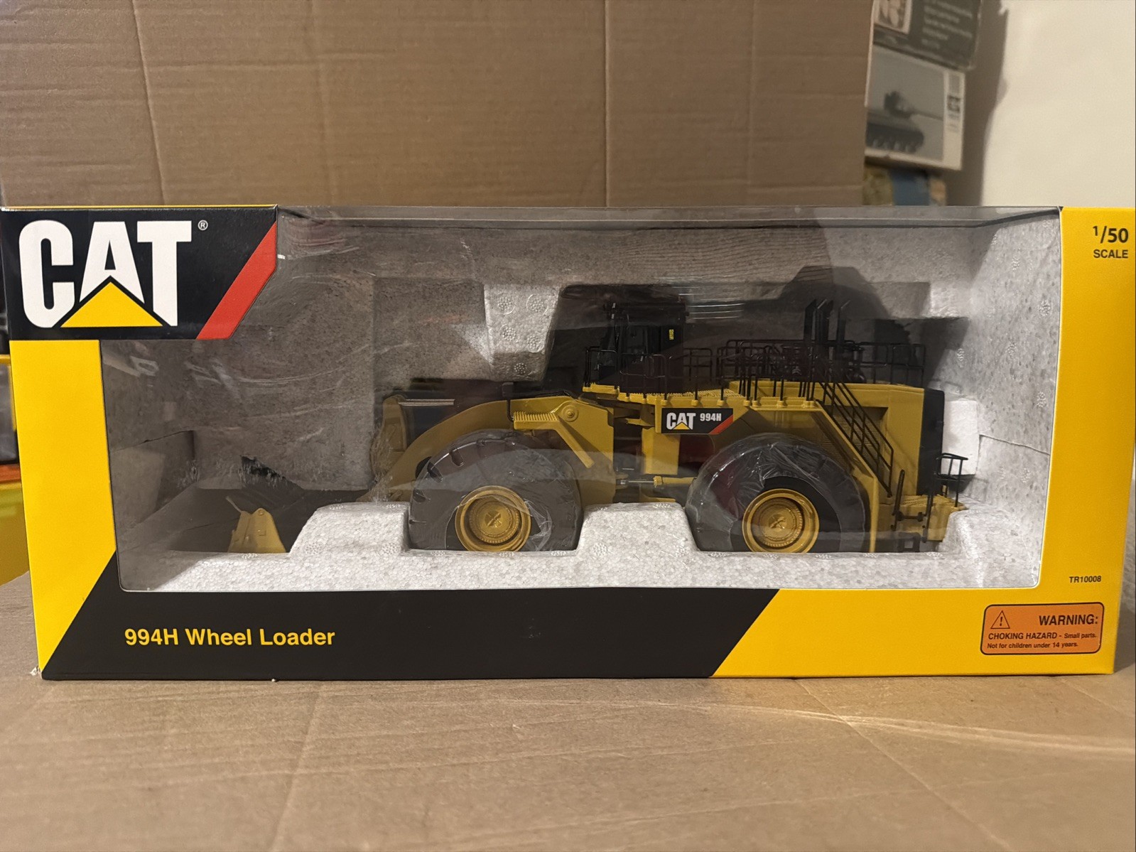 Tonkin 10008 Caterpillar 994H Wheel Loader – Yellow 1/50 Die-cast NIB