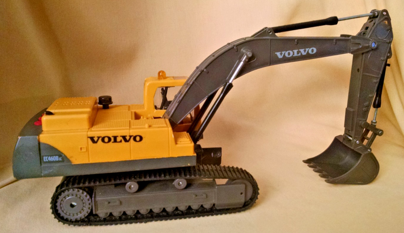 Volvo Excavator EC460B LC New Ray Parts Restoration Plastic Lights Sounds Tracks