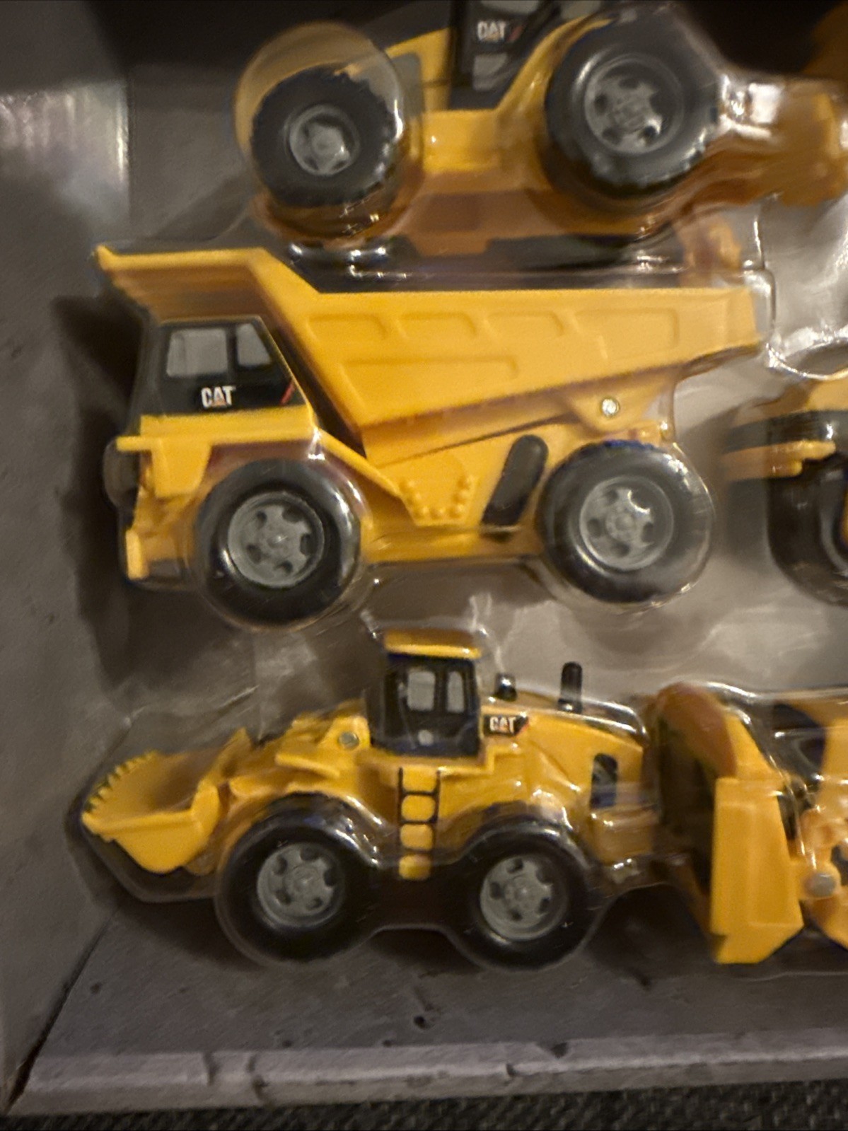 CAT Mini Machines Construction Toys 5 Piece Set New 2011 Box19