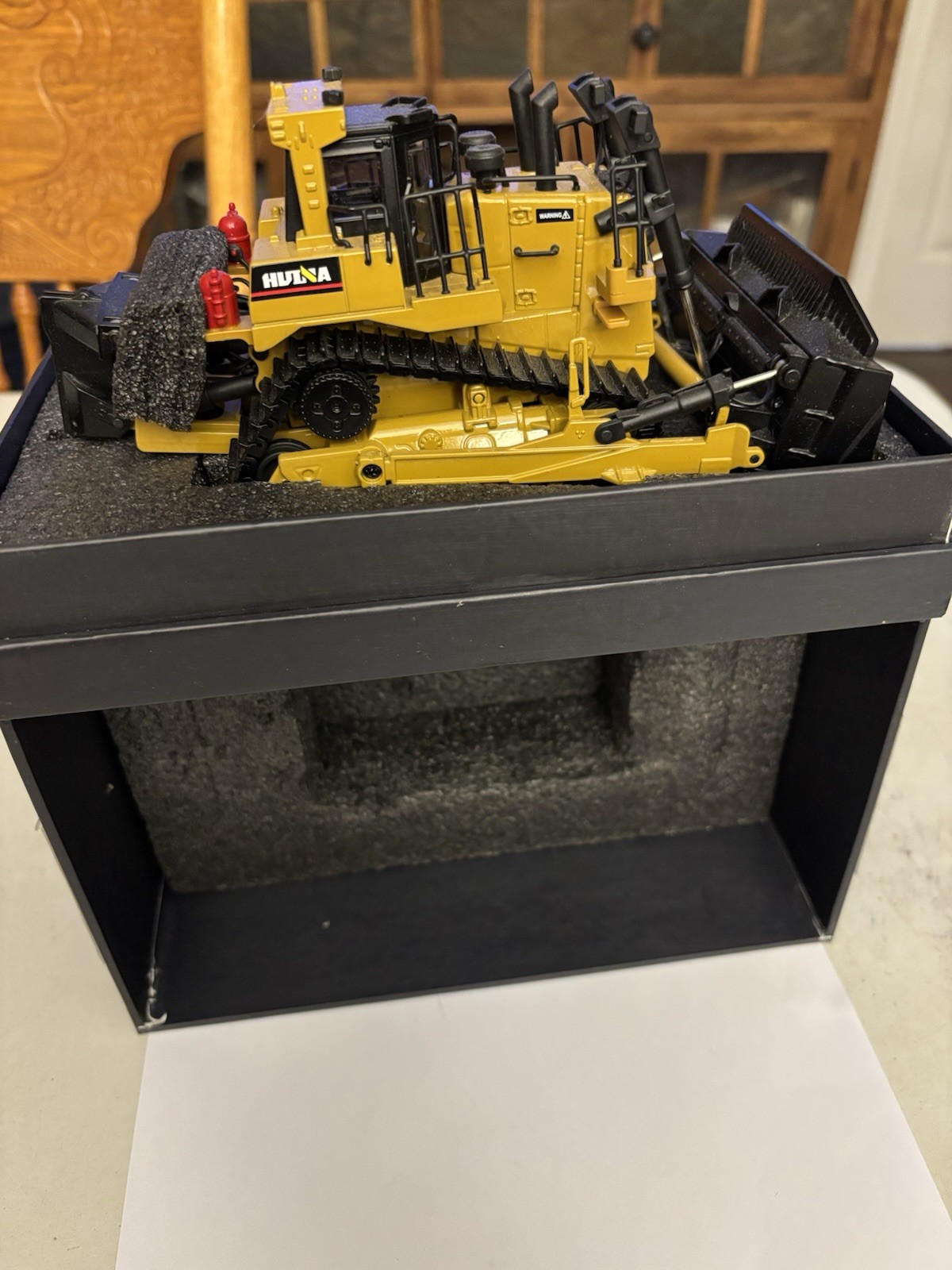 Hunia Dozer Heavy Equipment Machine With Digging Piece