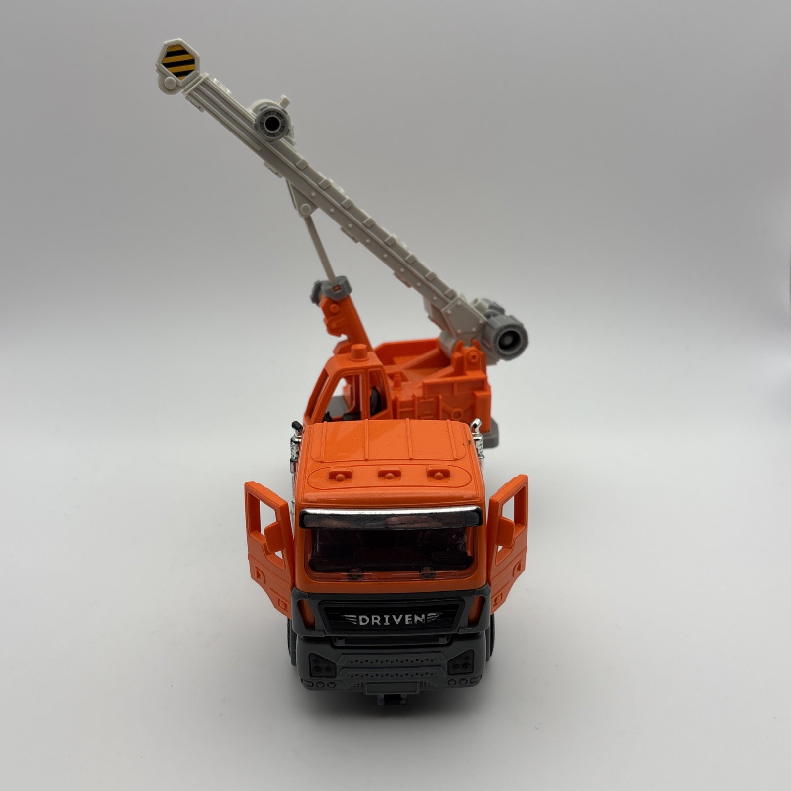 DRIVEN ✅ Battat Toy Crane Truck – Standard Series ✅ Orange Truck W/Sound