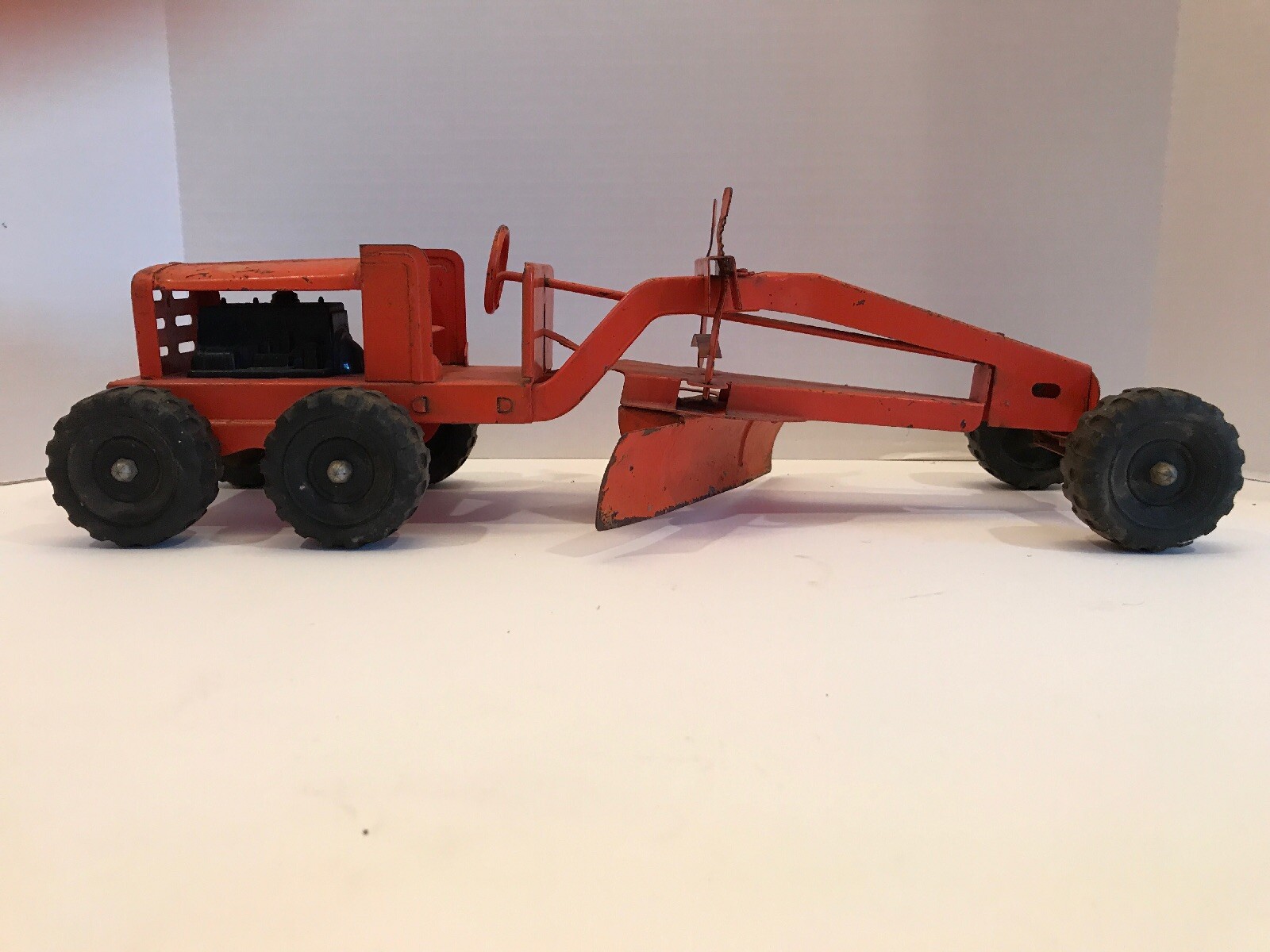 Vintage 1940’s Wyandotte Road Grader Pressed Steel Toy