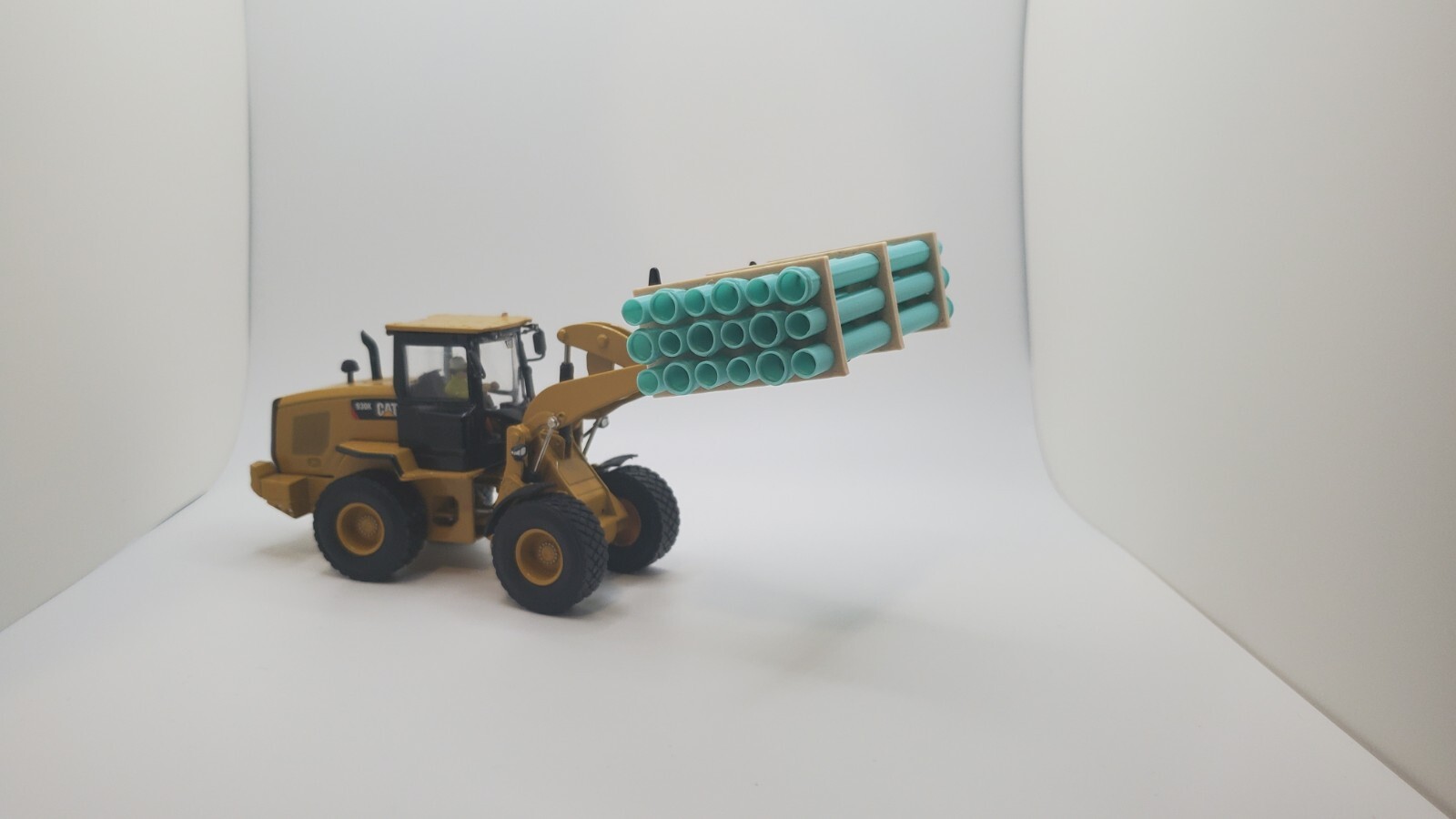 1/50 Scale 12″ Sewer Pipe Trailer Load/Diorama Accessory