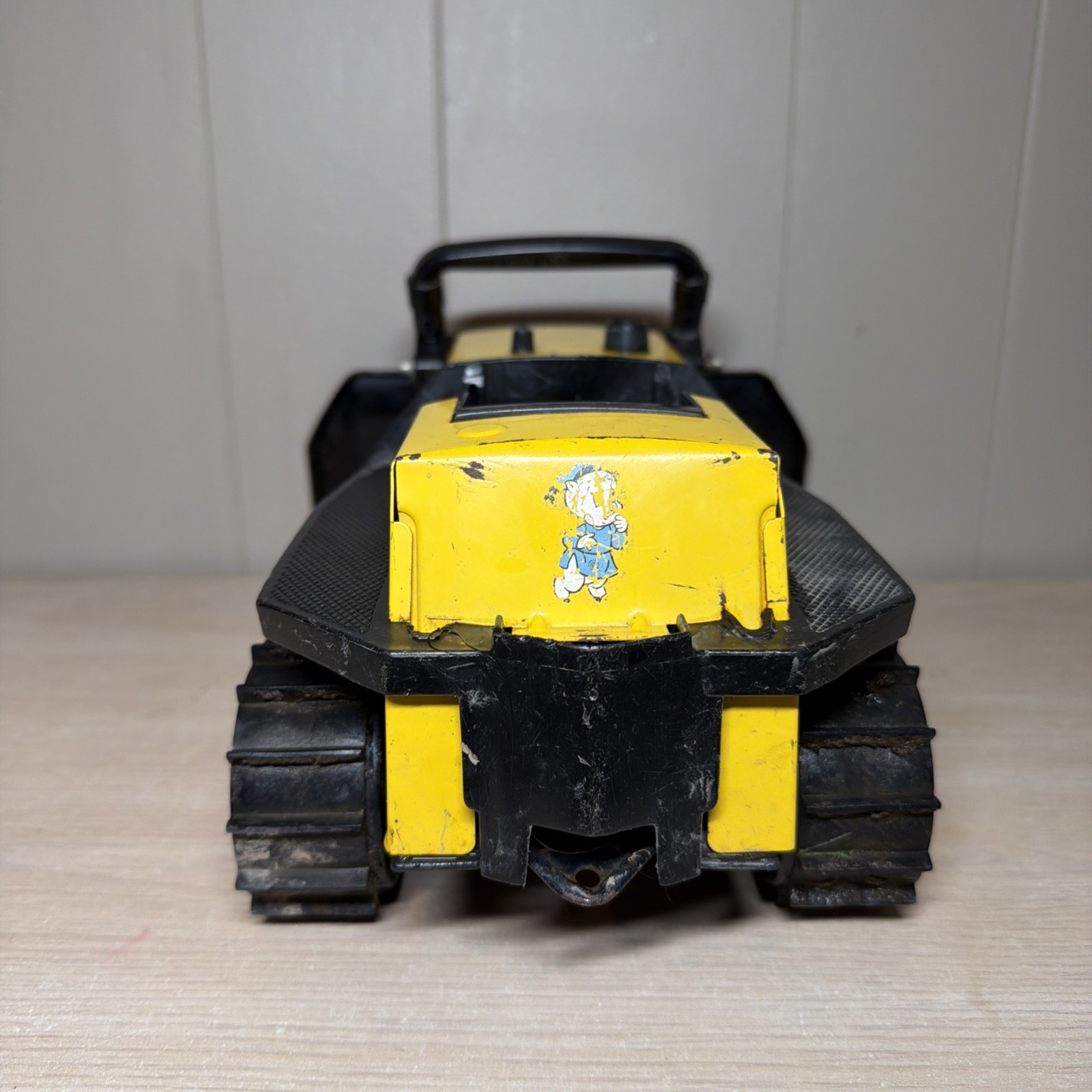 Tonka. Vintage 1980’s Yellow Steel Bulldozer 13″ Model #51054 MADE IN USA