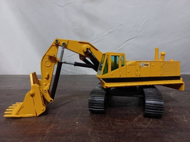 VTG 80’s Caterpillar (CAT) 245 Shovel 1/50 NZG #160 -177 Made in W. Germany