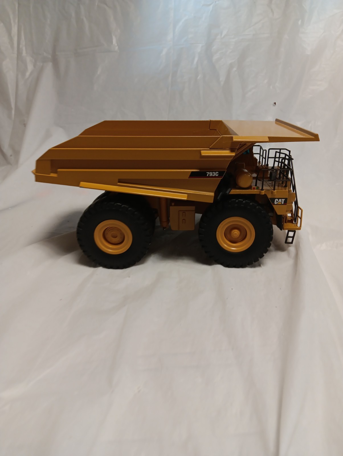 CAT 793C Off-Highway Truck NZG 1/50th Scale (Read Description) (No Box) #23
