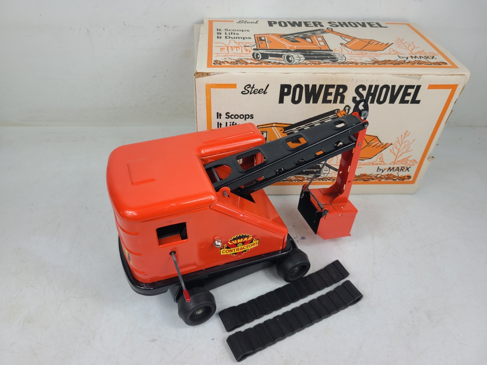 Vintage Marx Orange Lumar Pressed Steel POWER SHOVEL 1782 With Box