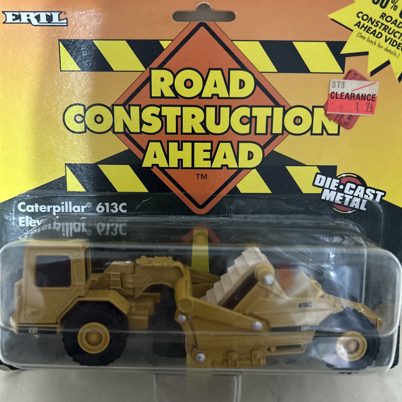 ERTL Road Construction Ahead Caterpillar 613C Elevating Scraper Die-Cast box1