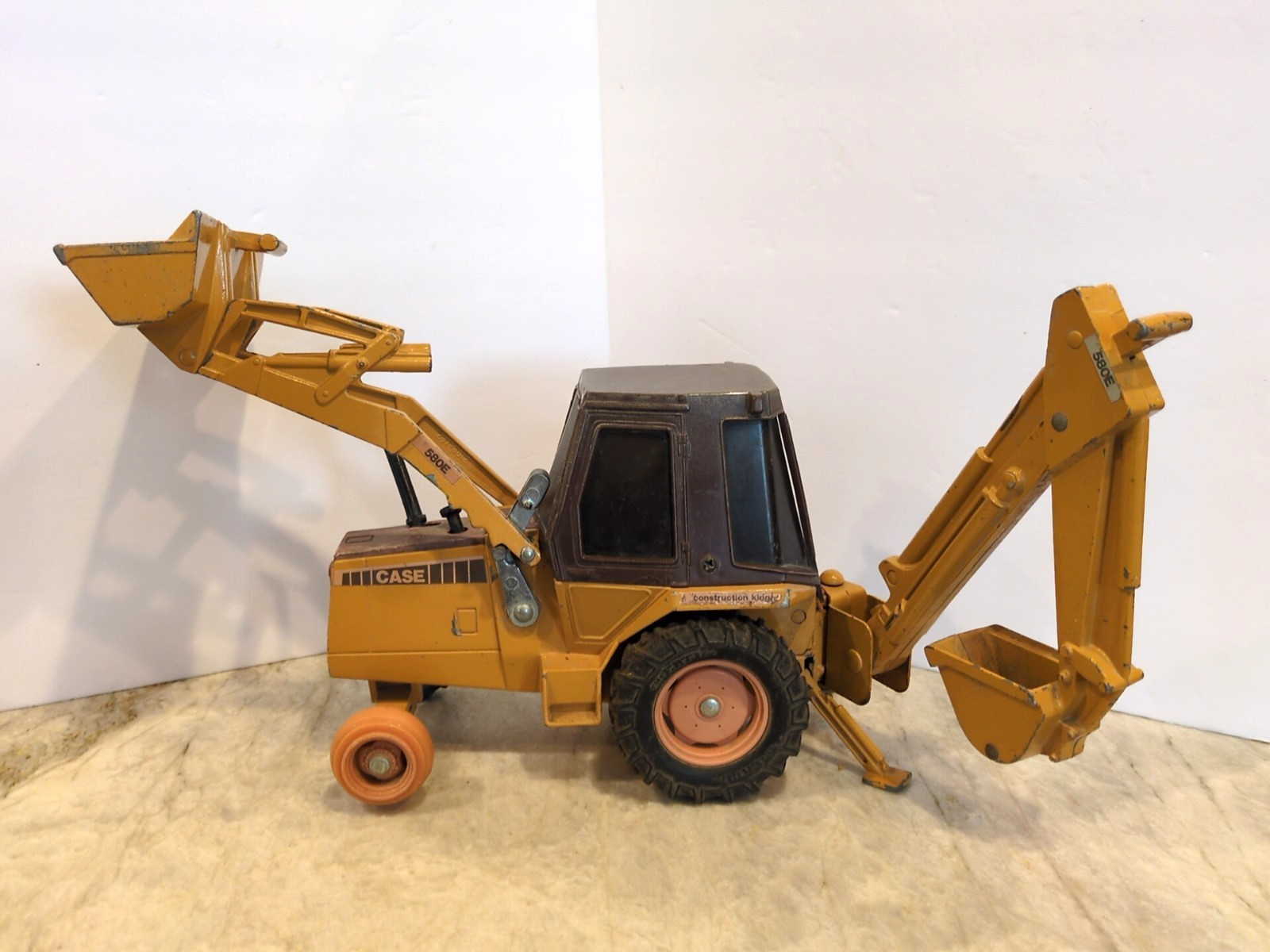 VTG 1986 ERTL 1:16 Diecast Case 580E Construction King Loader Backhoe As-Is USA