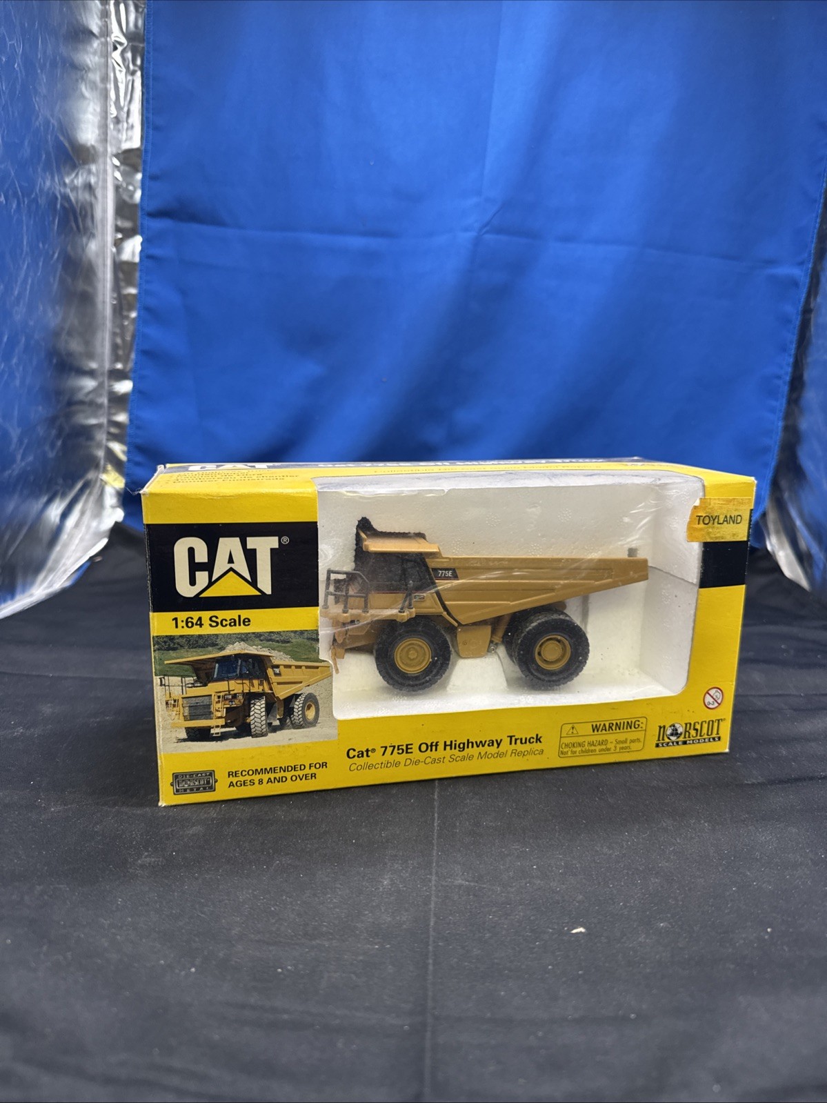 CAT – 775E Off-Highway Truck – Norscot 55095