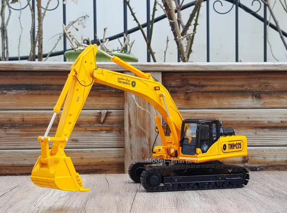 1:35 LONKING Tirage-Machine TME225 Excavator Construction Machine Diecast Model