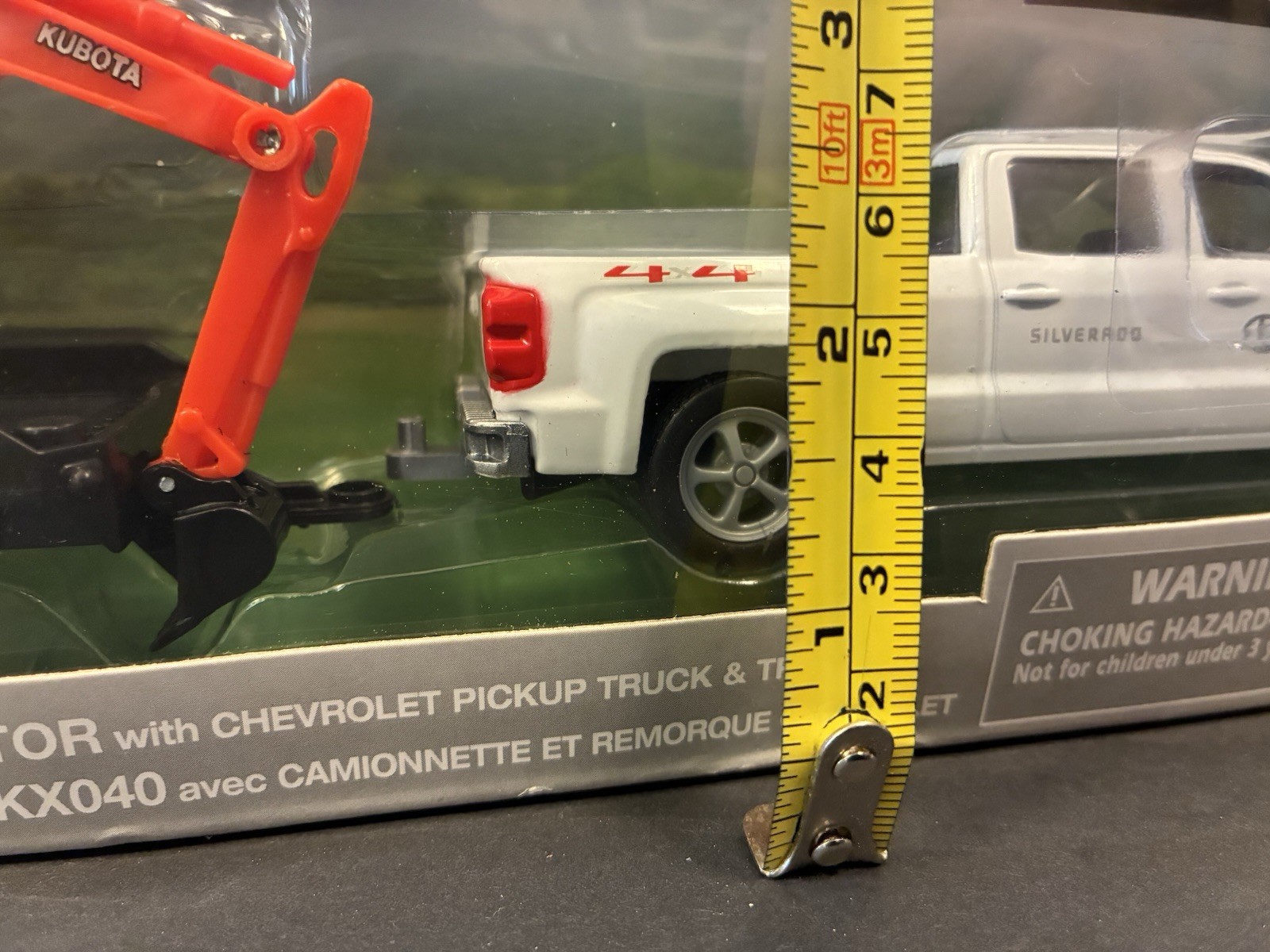New Ray Kubota KX040 Excavator & Trailer Chevrolet Silverado 1500 Crew Cab Truck
