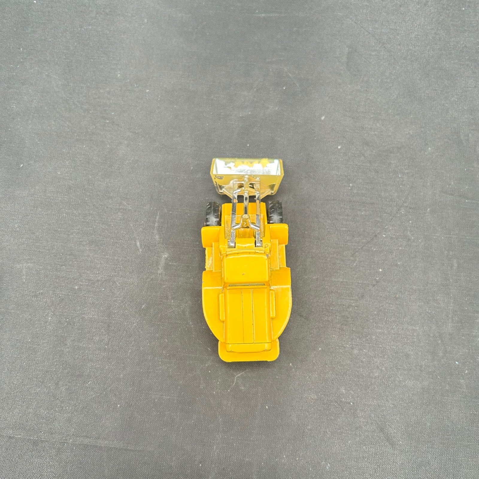 Vintage Husky Super Loadmaster 3000 Yellow Diecast Tractor Made in GT Britain