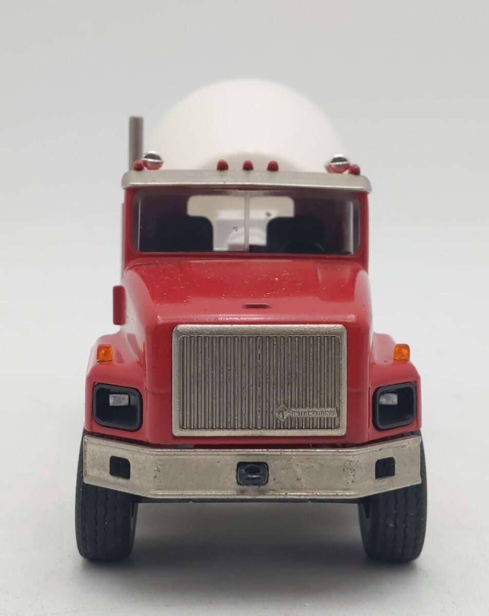 Conrad 1:50 Die-Cast Red International Cement Mixer EX
