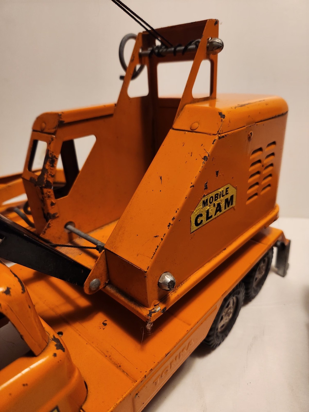 3 1950’s Tonka’s, Clam Shell Mobile Truck, Road Grader + Dump Truck