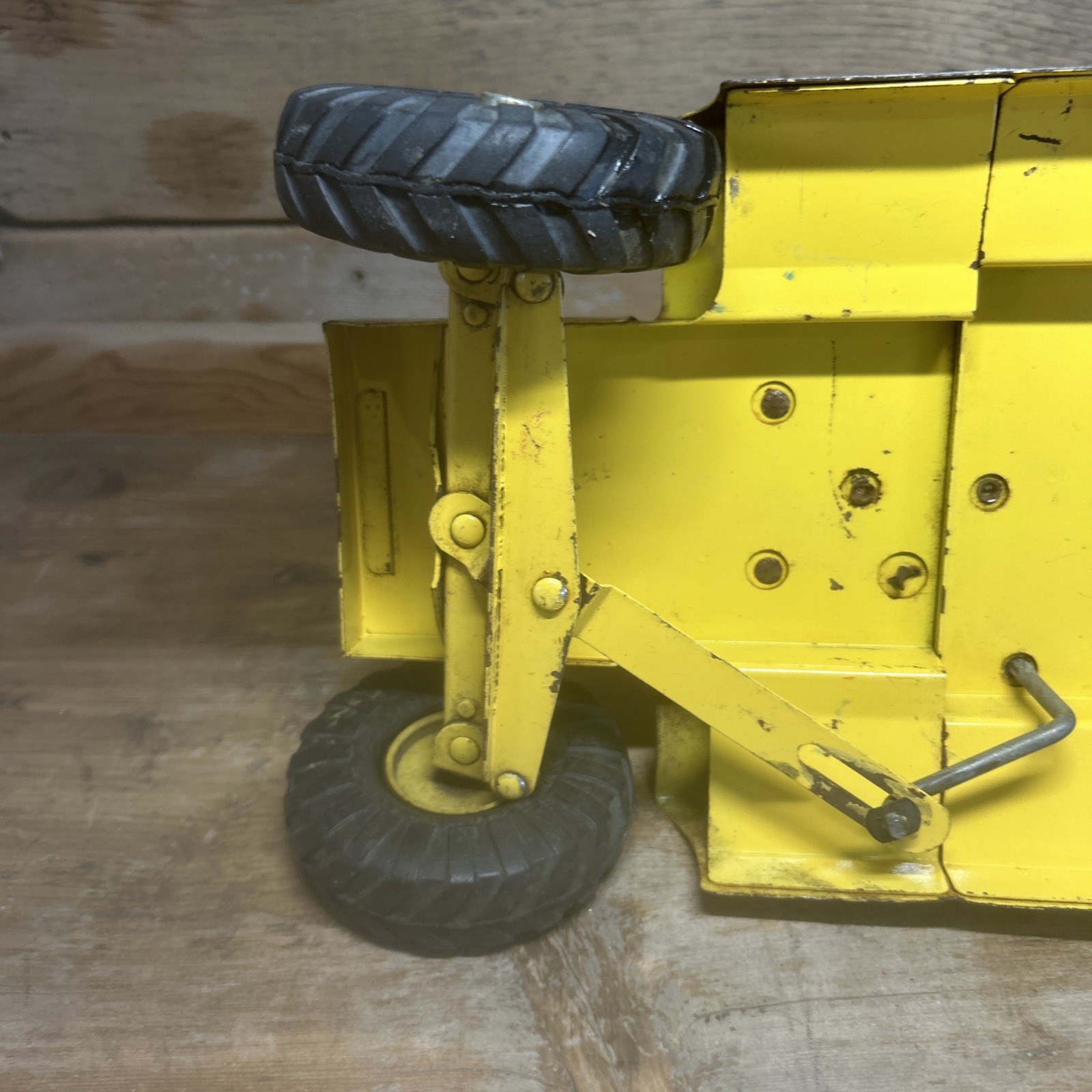 NyLint Pettibone Mulliken Speed Swing Loader vtg 1950s pressed steel