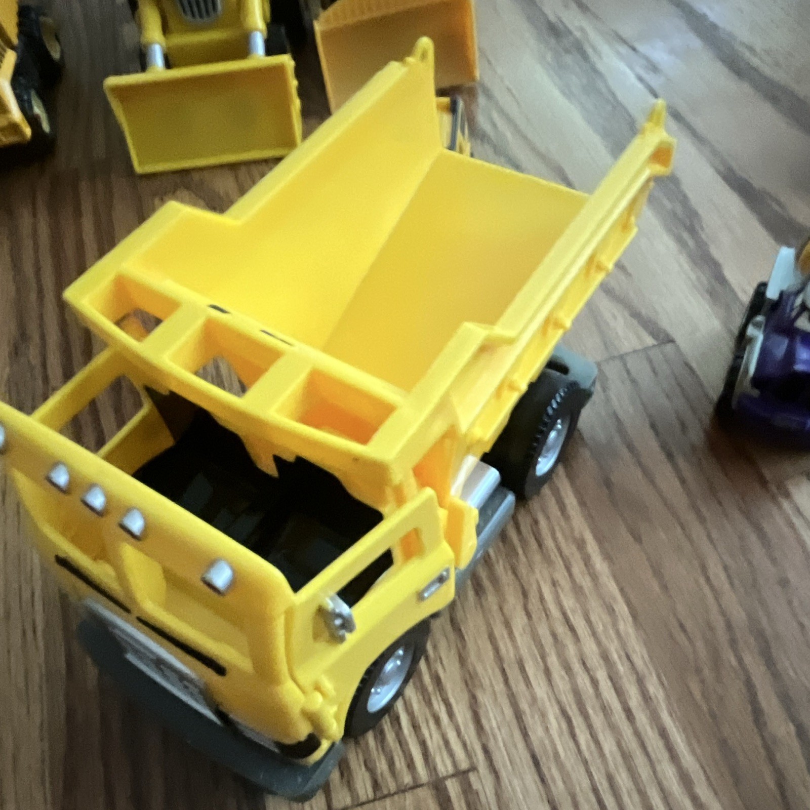 Plastic Toy Construction Vehicle Lot: Dump Trucks, Bulldozer, Excavator, Figures