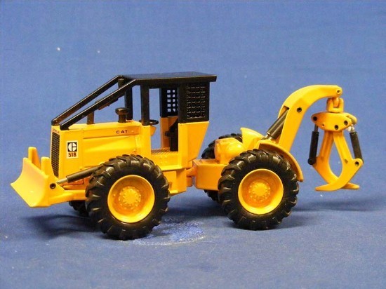 Caterpillar 518 Log Skidder