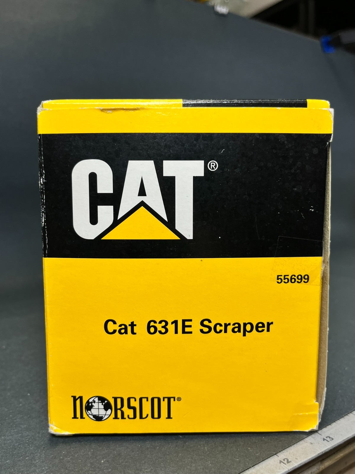 Norscot CAT 631E Scraper 1:50 Die-Cast #55699 Caterpillar Working Bowl NIB