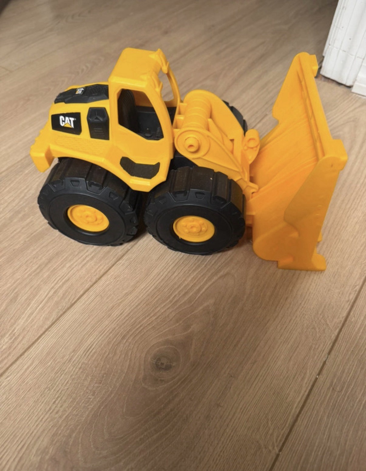 CatToysOfficial, CAT Construction Fleet 10″ Wheel Loader Toy, Ages 3 & Up NIB