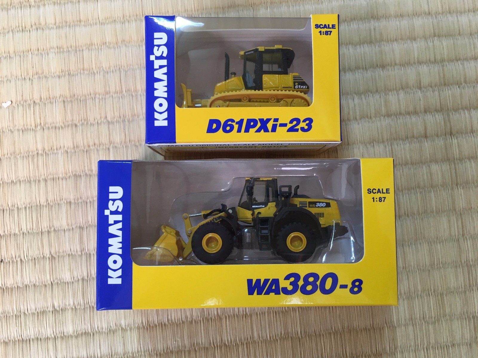 KOMATSU 1:87 D61PXi-23 / WA380-8 EXCAVATOR dump truck 2 set japan Miniature New