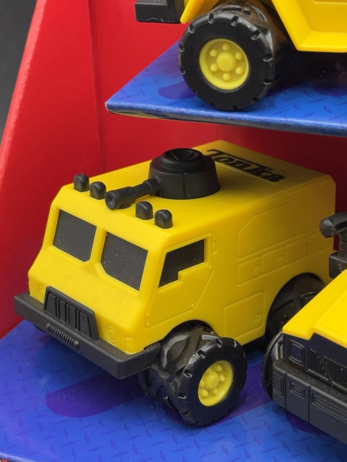Tonka NOS 2008 PODS THUNDER SWAMP ROMPERS Playset Set Of 3 Yellow Trucks New NIB