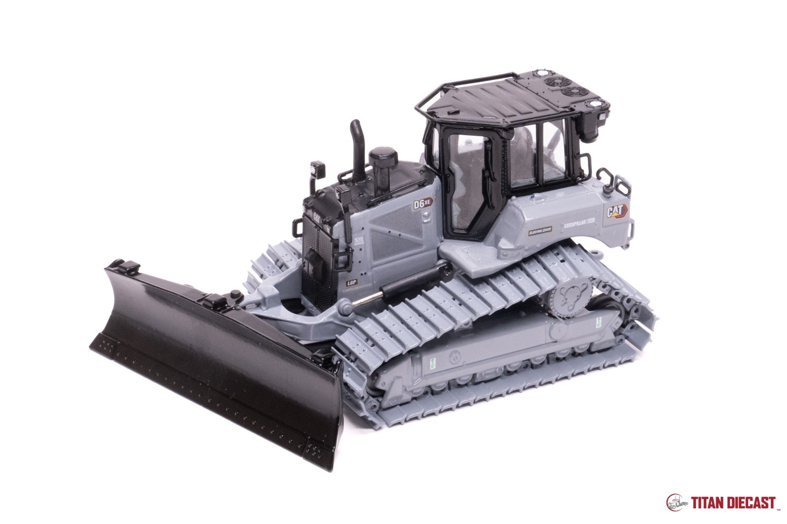 1/50 Scale Diecast Masters Cat D6XE LGP Dozer Centennial Gray 85554BGC NEW