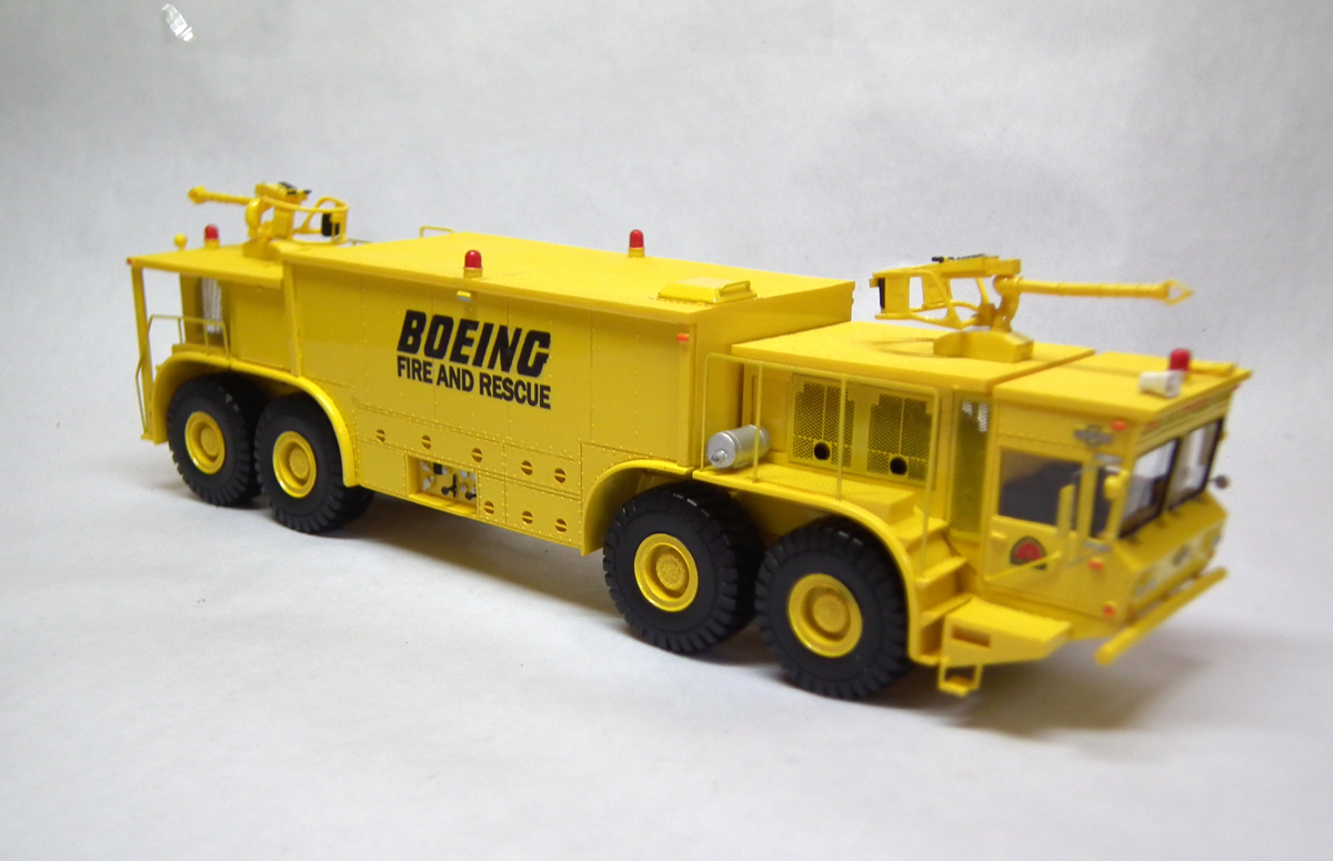 Resin 1/50 Oshkosh P-15 Twin Engine 8×8 Fire Truck 1977 – Ready Made – Boeing