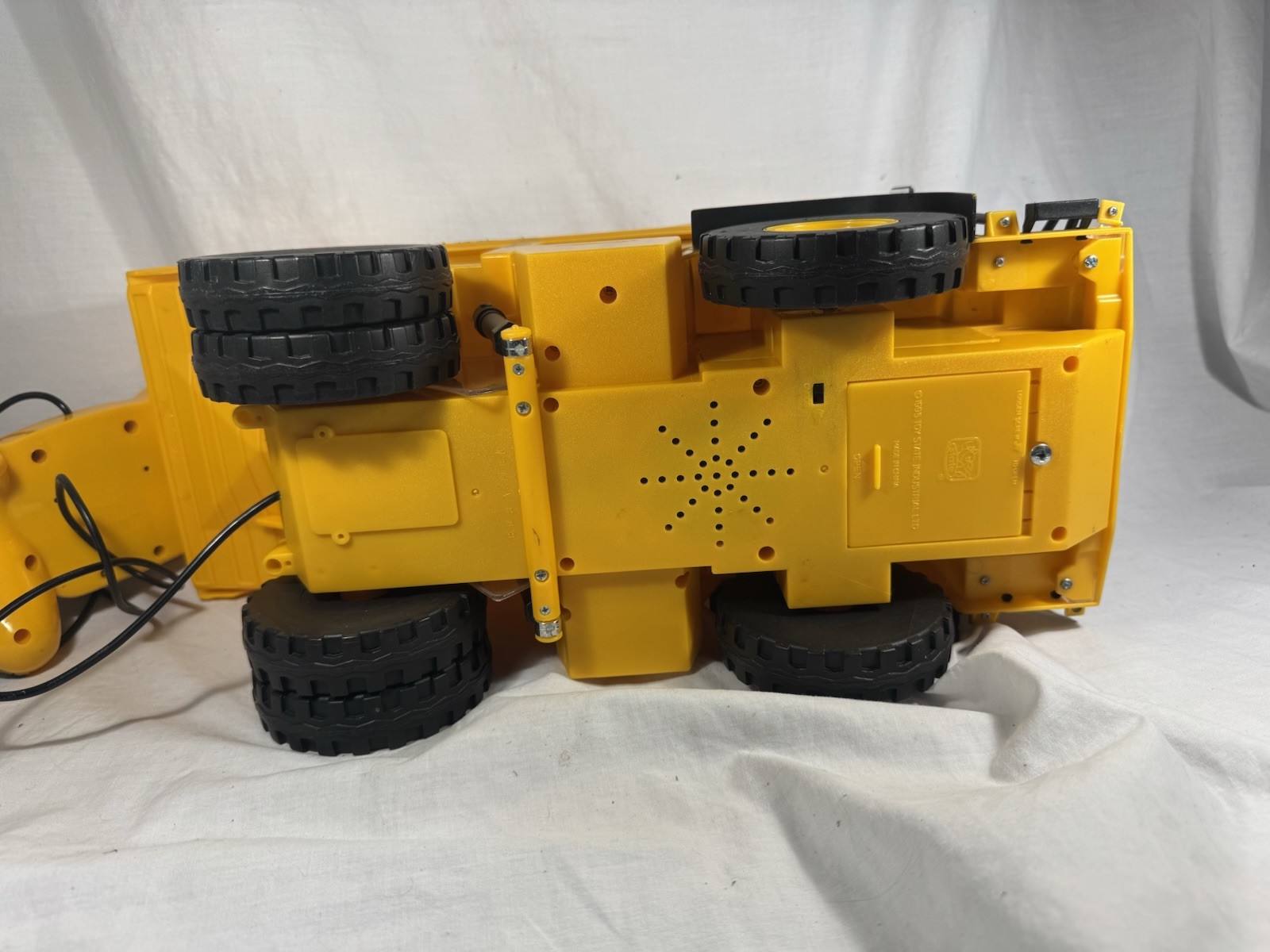 Vintage CAT Caterpillar Dump Truck 1995 Toy State R/C Wired Remote -Some Testing