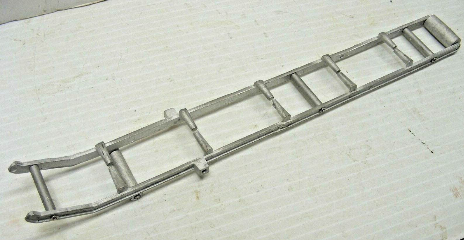 Exit Conveyor Frame for Reuhl Pitmaster Rock Crusher 1:24 by Don Mills Models