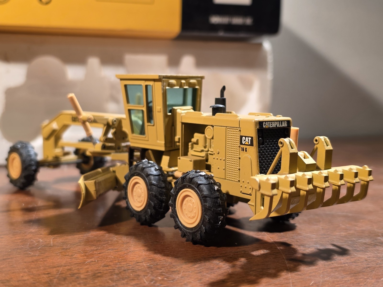 NZG 387 Caterpillar Diecast CAT 16G Motor Grader 1/50 SCALE LIMITED EDITION #194