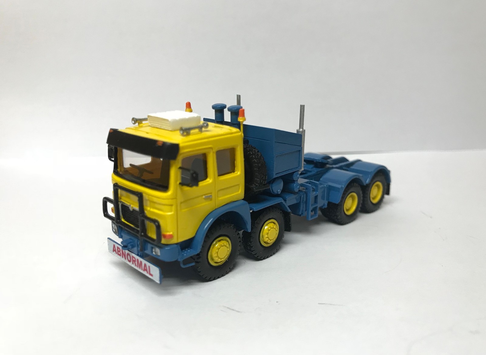 HO 1/87 MAN 47.800 VFAS 8×8 – Ready Made Resin Model