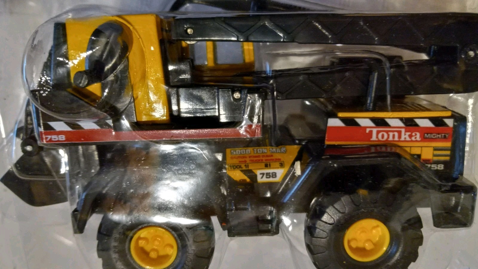 Tonka Mighty Mini “Crane” #762914 Hasbro/Maisto Rewards Services 2003