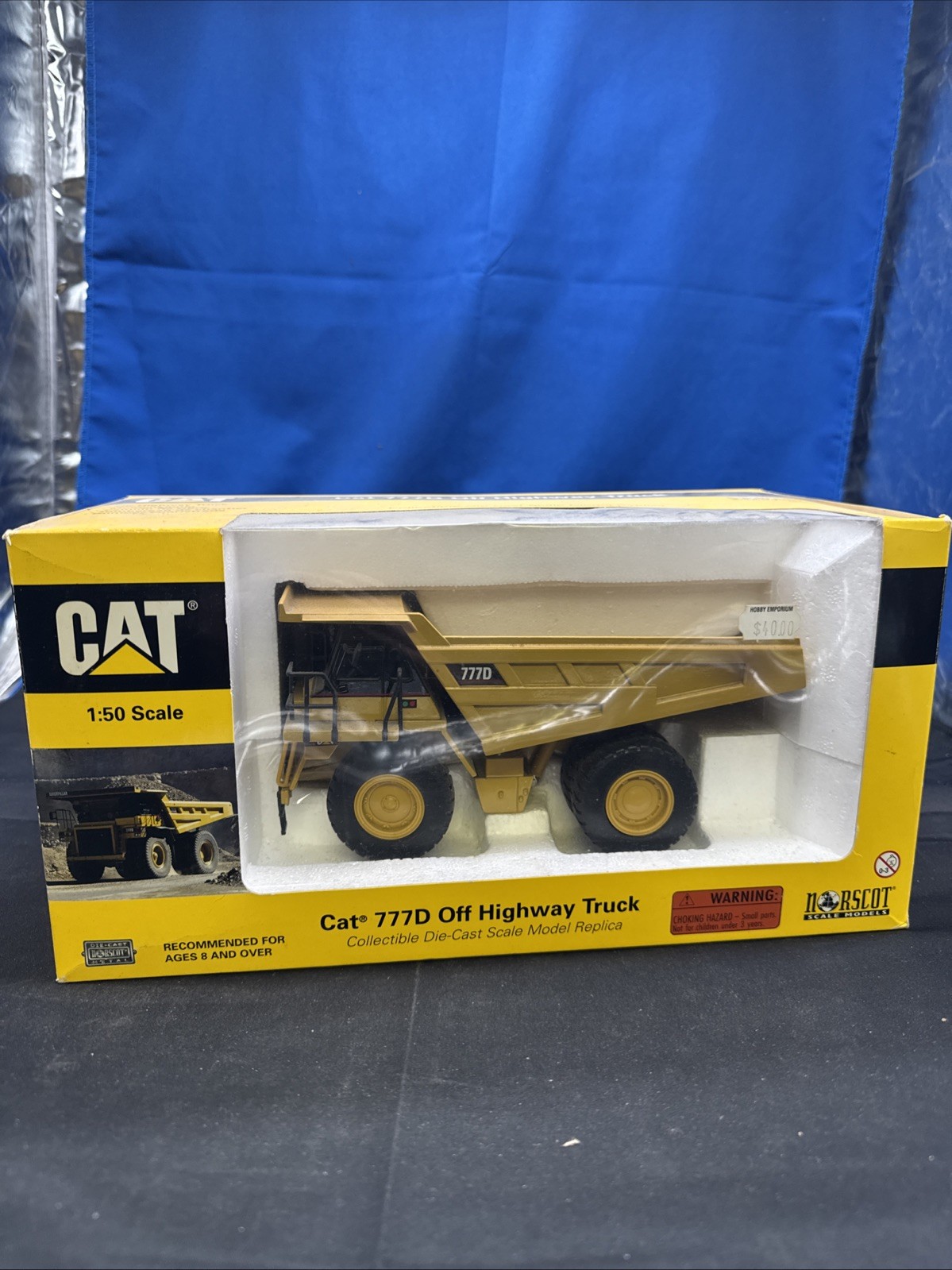 CAT Caterpillar 777D Off-Highway Truck 1:50 Scale Model – Norscot 55104