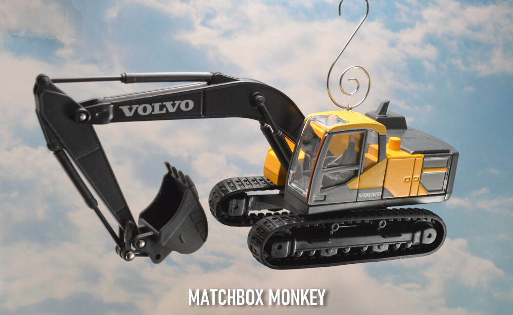 Custom Volvo EC220E Excavator 1/50 Christmas Tree Ornament Deere Caterpillar CAT