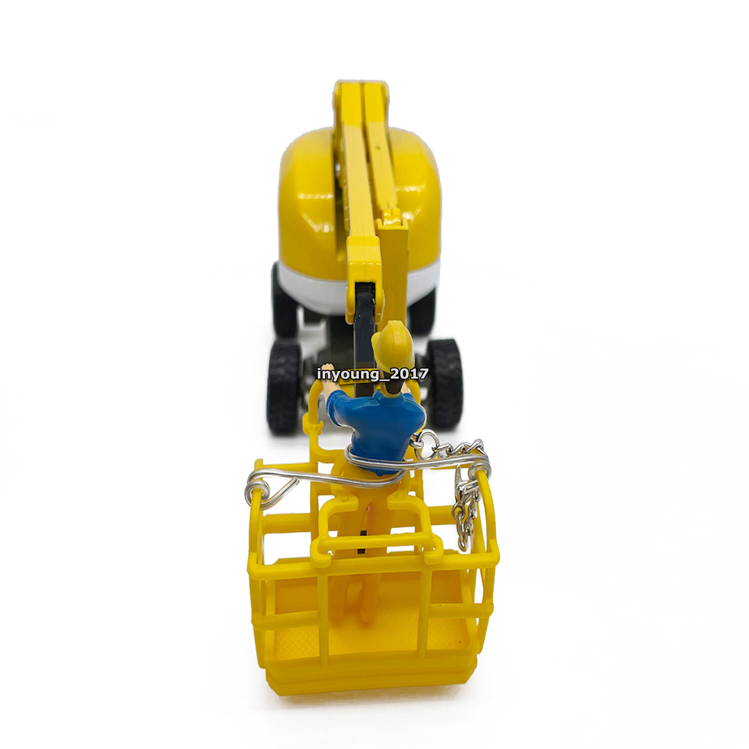 Aerial Work Platform Truck Toy Construction Vehicle Diecast Model Toys Yellow