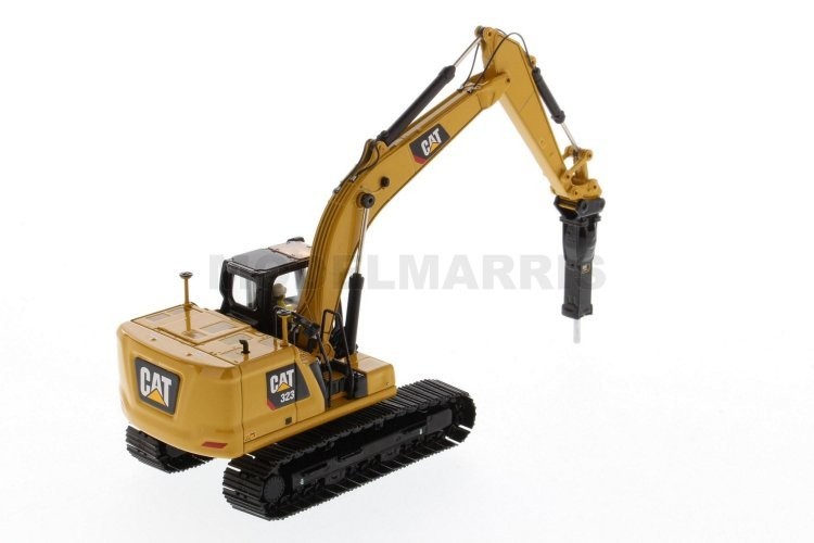 DIECAST MASTERS 85657 CAT 323 Next Generation With Accessories 1/50
