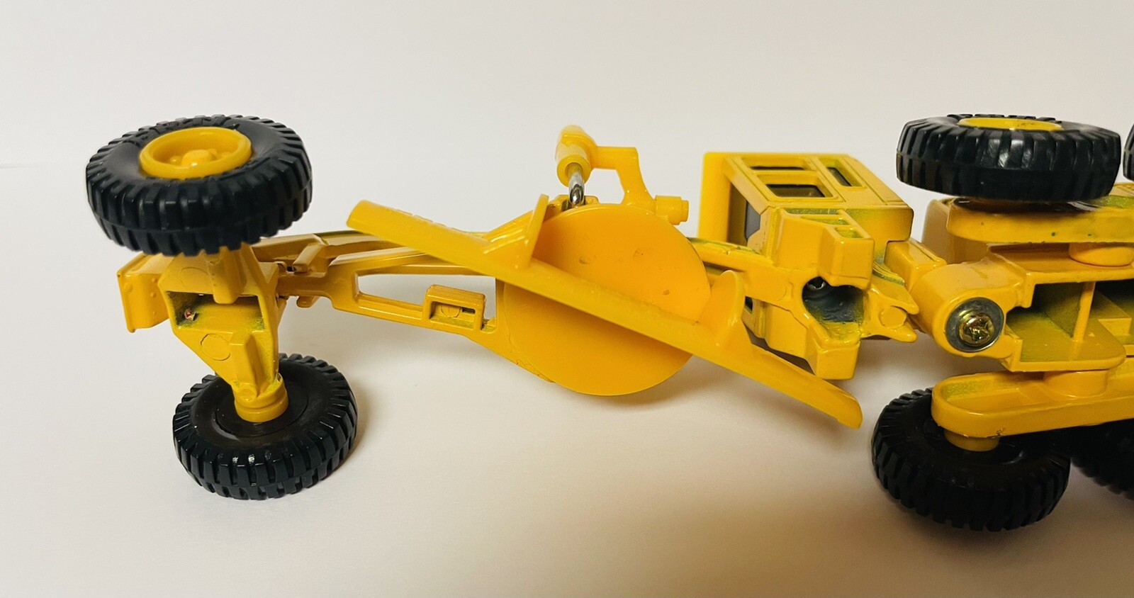 ERTL Caterpillar Road Grader
