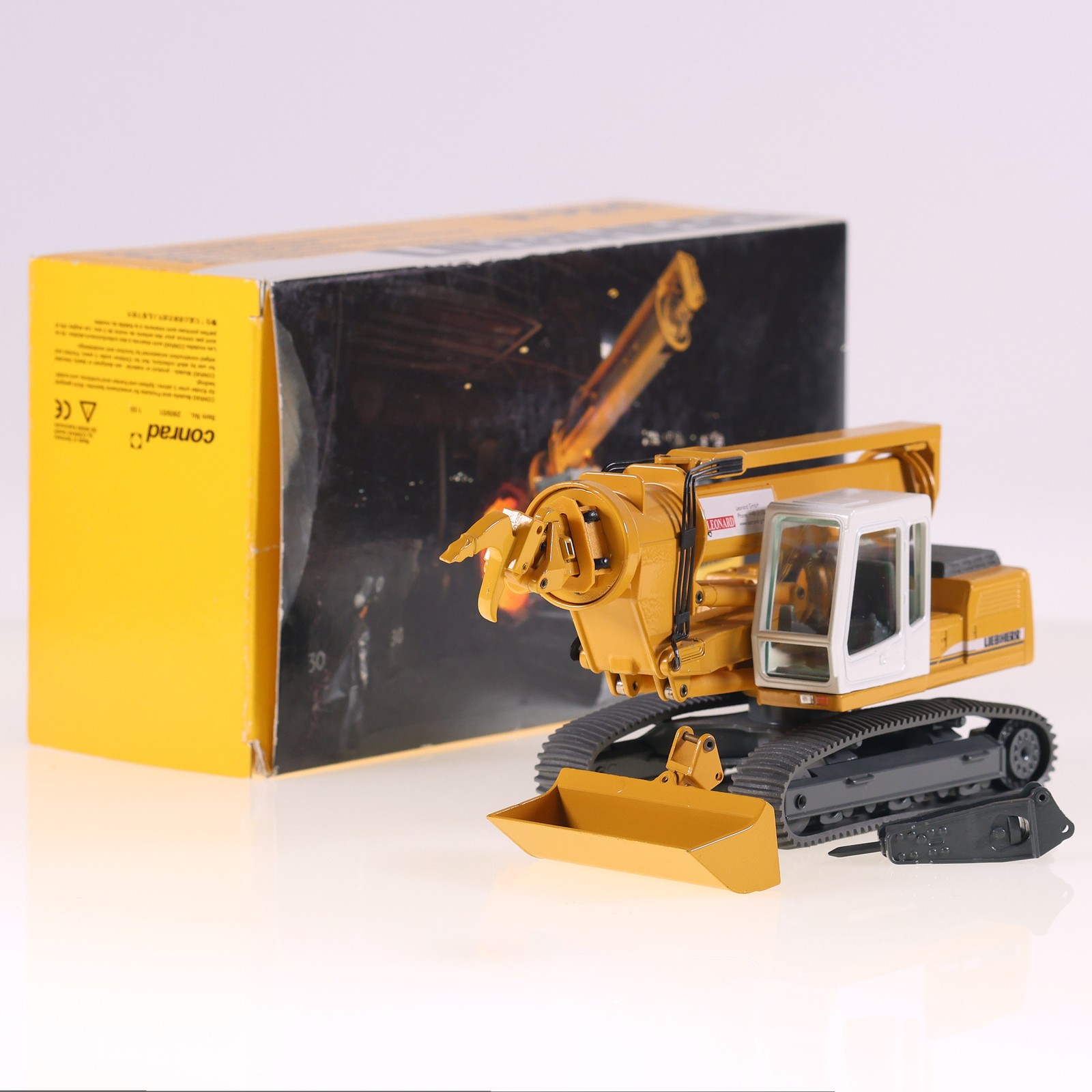Conrad Liebherr R 924 Litronic 1:50 Yellow Diecast Model With Box