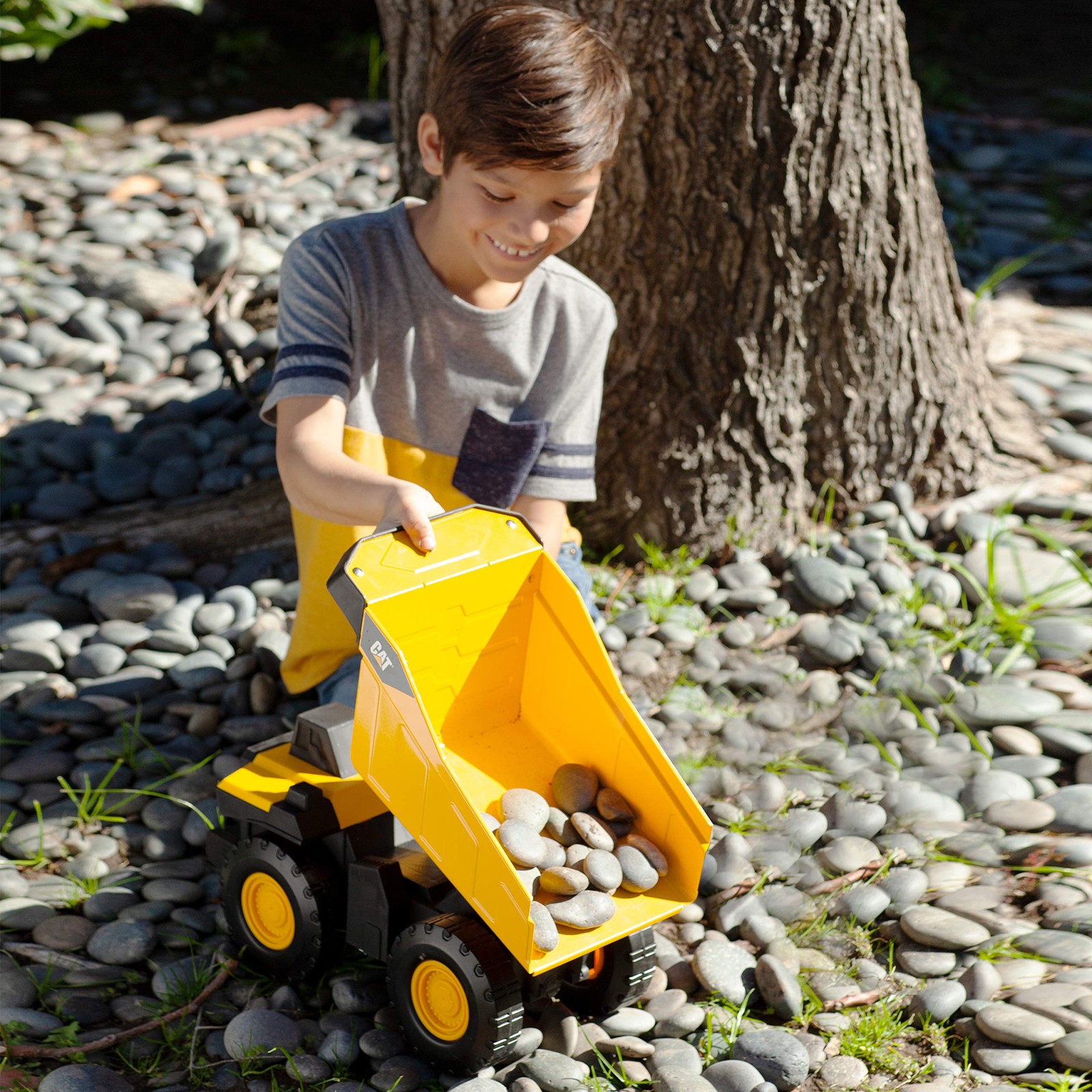 Cat Construction Toys, Steel Dump Truck 16″ Real Steel Body, Working Dump Be…
