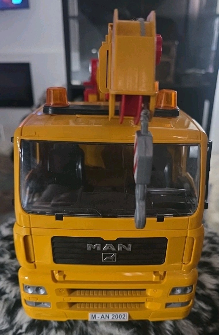 Bruder MAN Tele-Crane TC-4500 TGA 41.440 Construction Toy Truck Germany